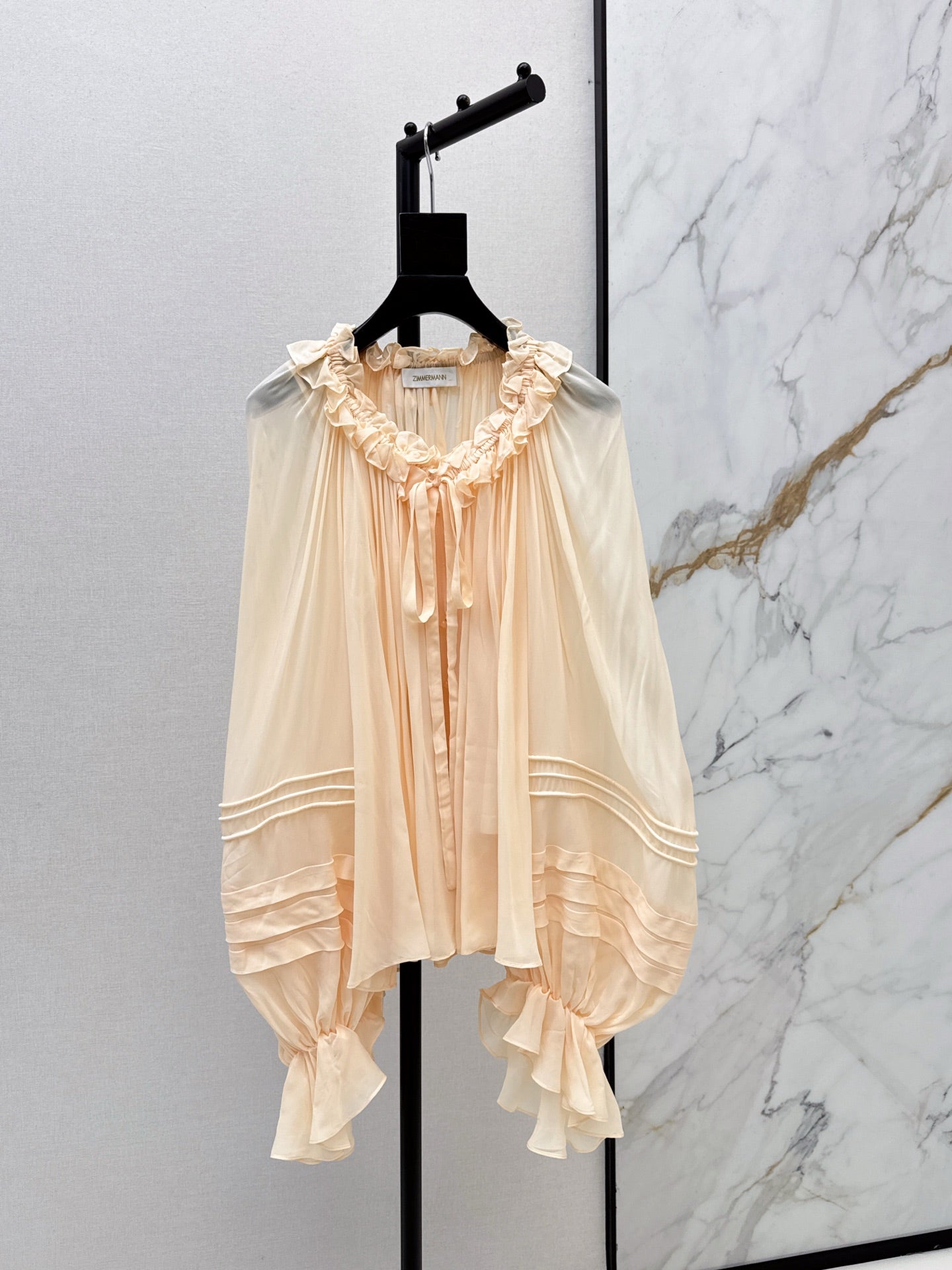 Zimm 25fw puff sleeve shirt