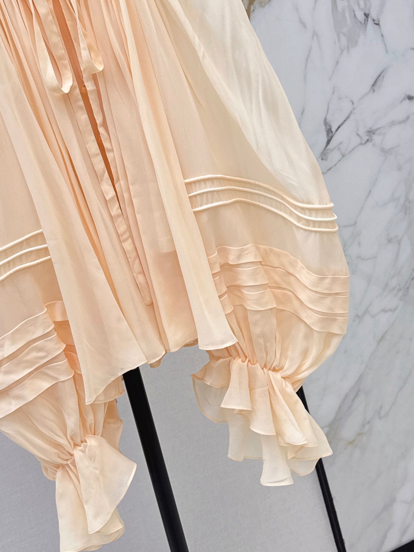 Zimm 25fw puff sleeve shirt