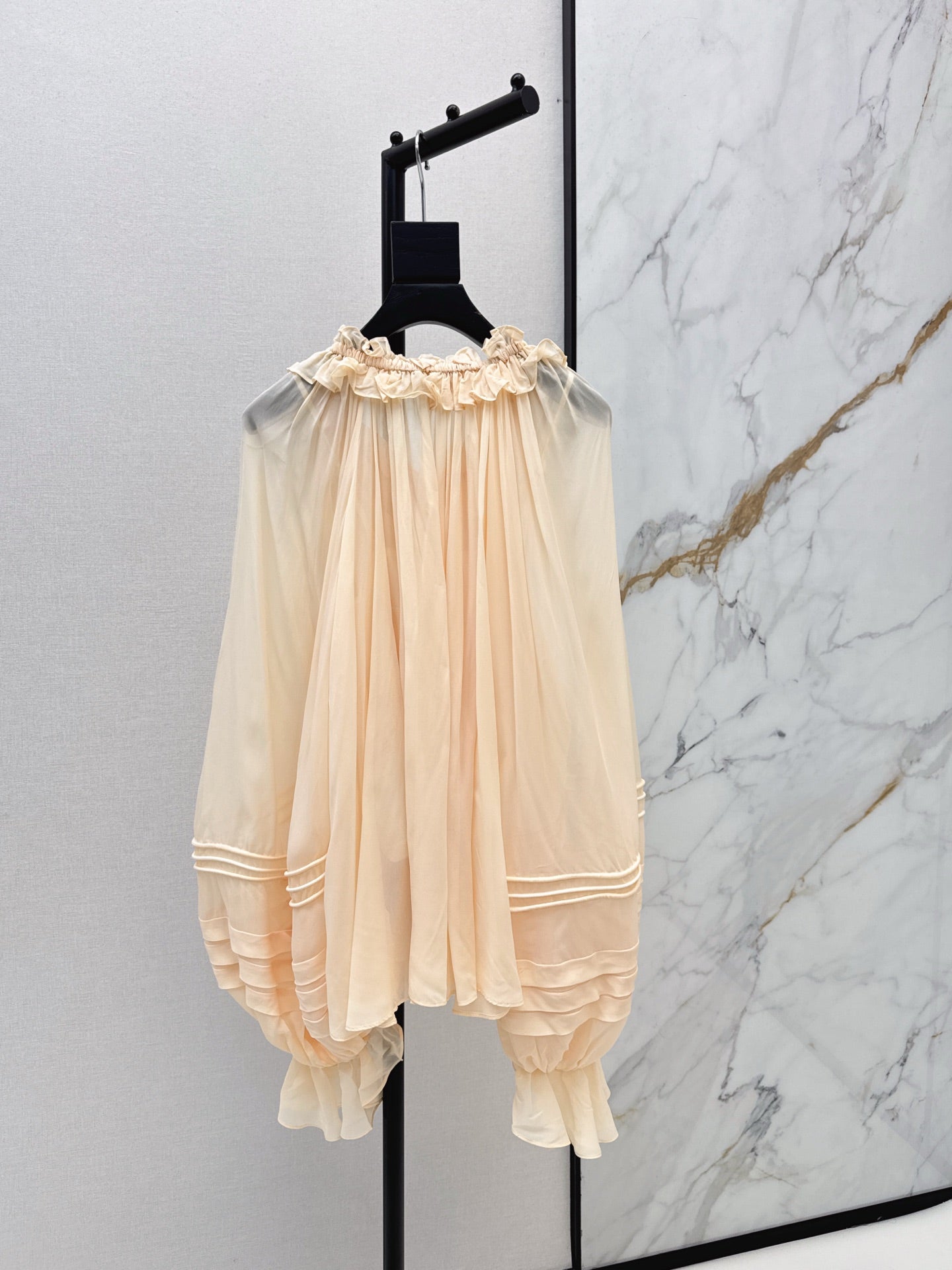 Zimm 25fw puff sleeve shirt