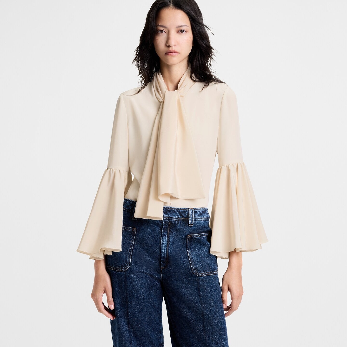 Louis 25fw ribbon flare sleeve shirt