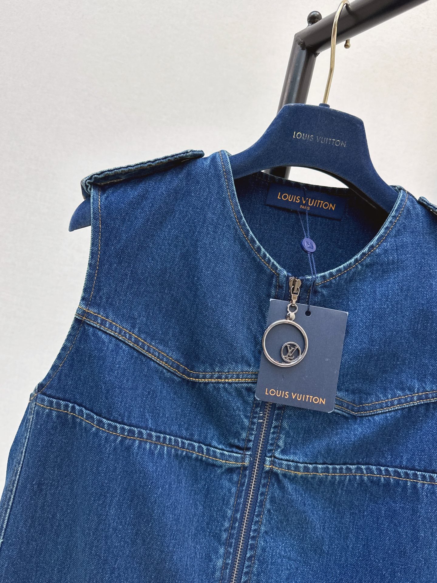 Louis 25fw sleeveless denim dress