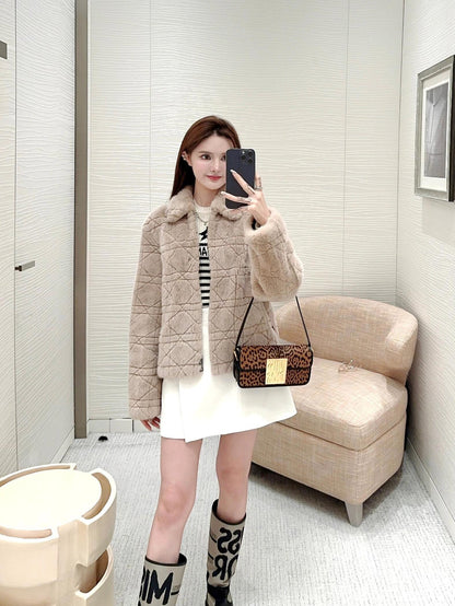 CD 25fw faux fur jacket