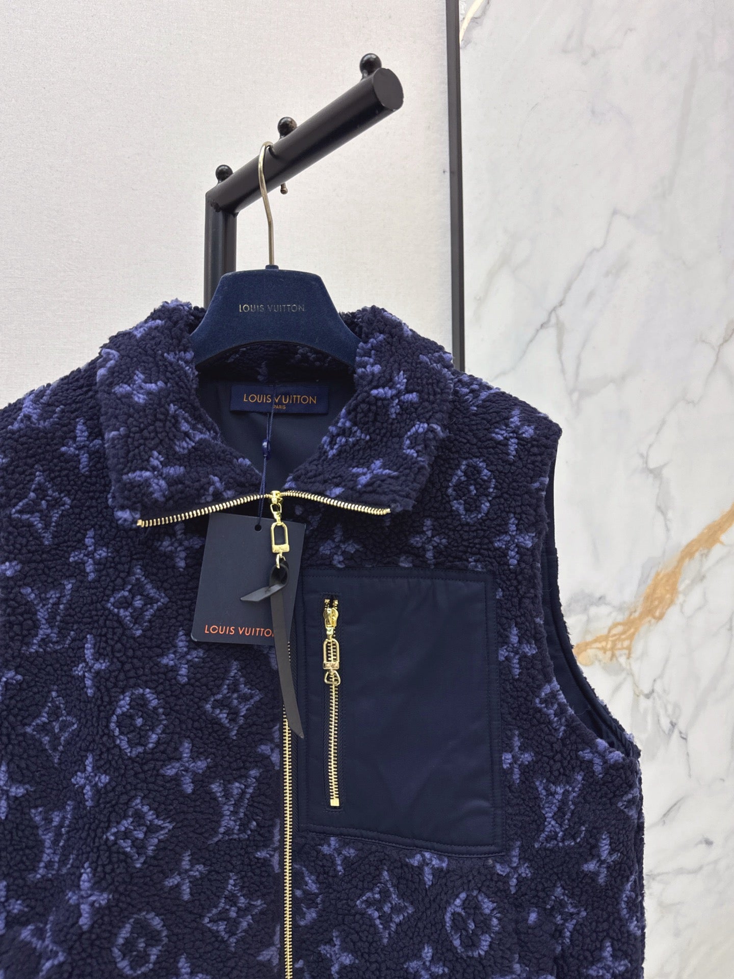 Louis 25fw vest jacket