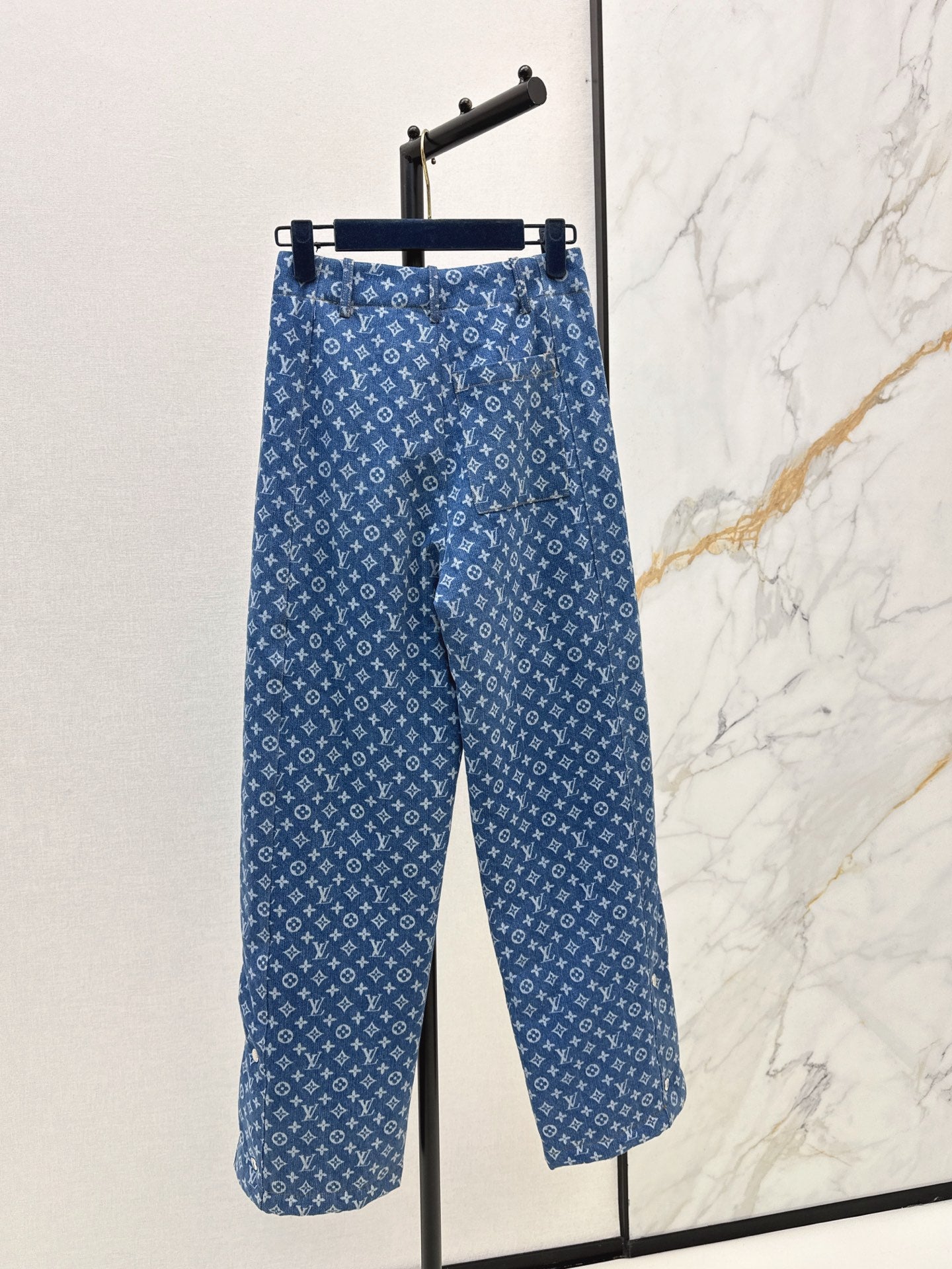 Louis 25fw denim pants