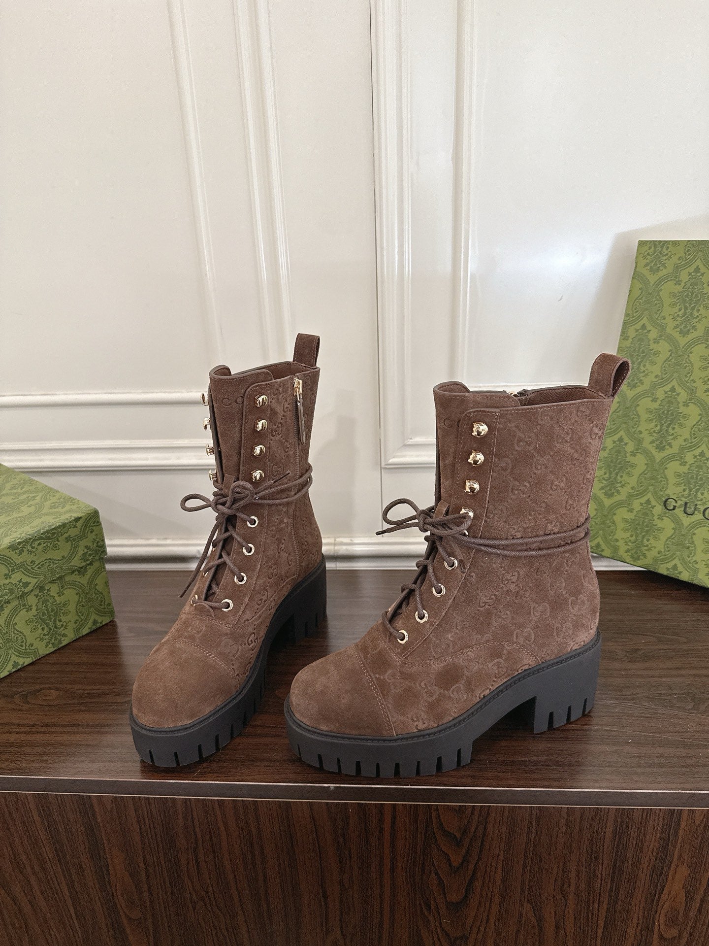 Gucc 25fw ankle boots
