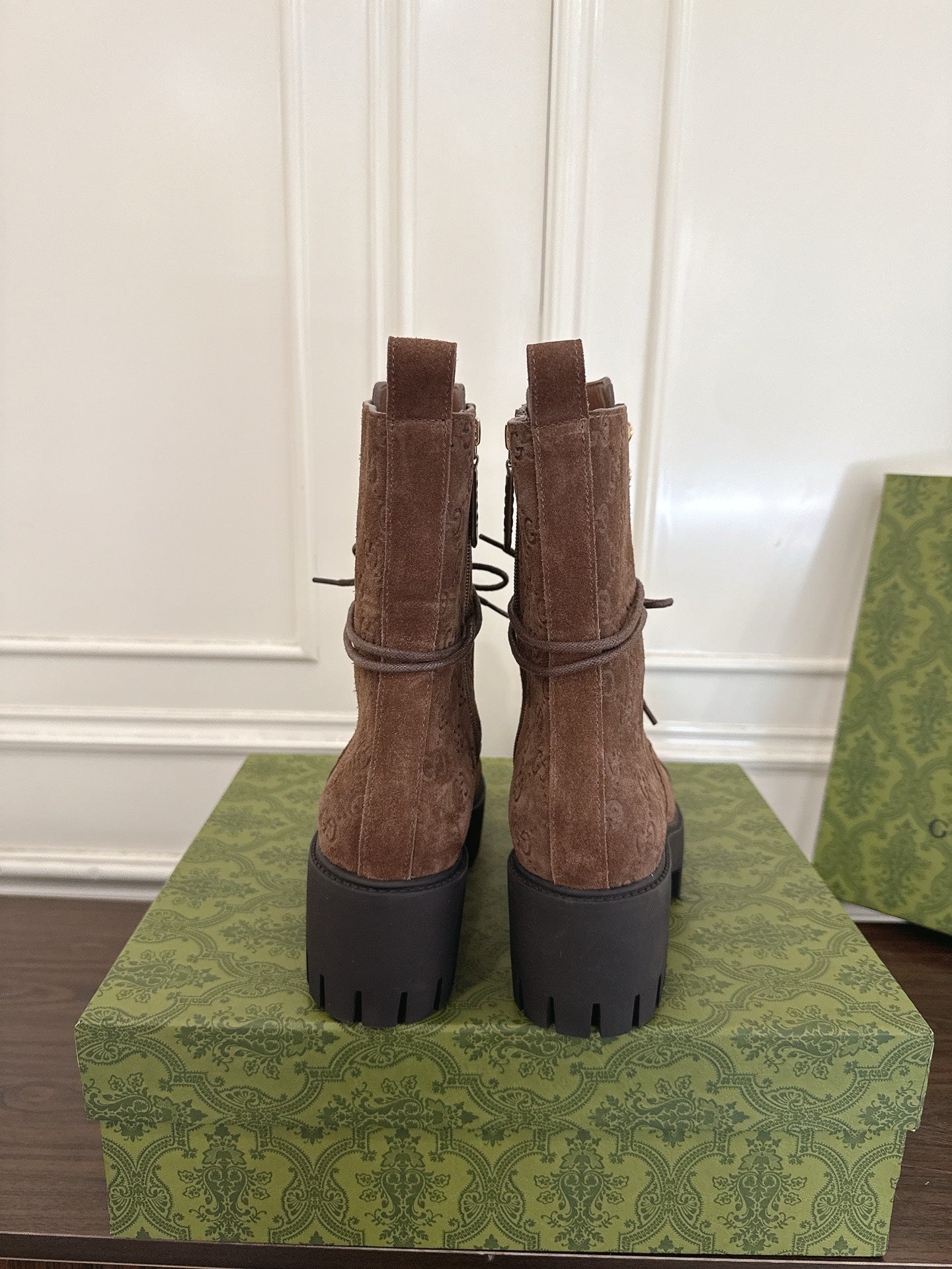 Gucc 25fw ankle boots