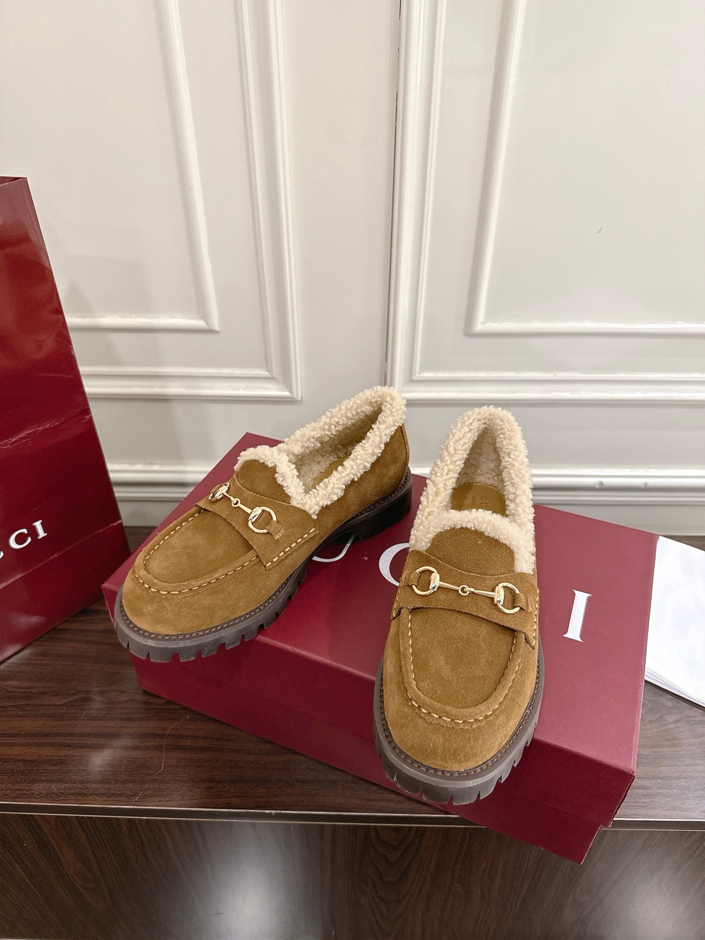 Gucc 25fw loafers shoes