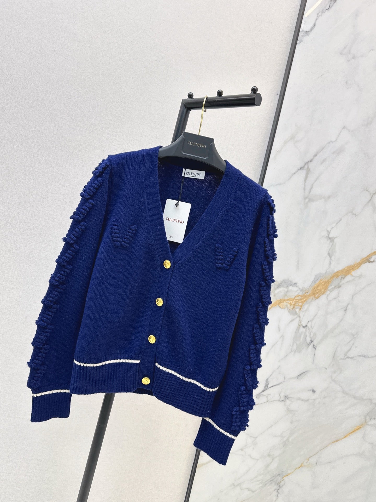 Valen 25fw knitted cardigan