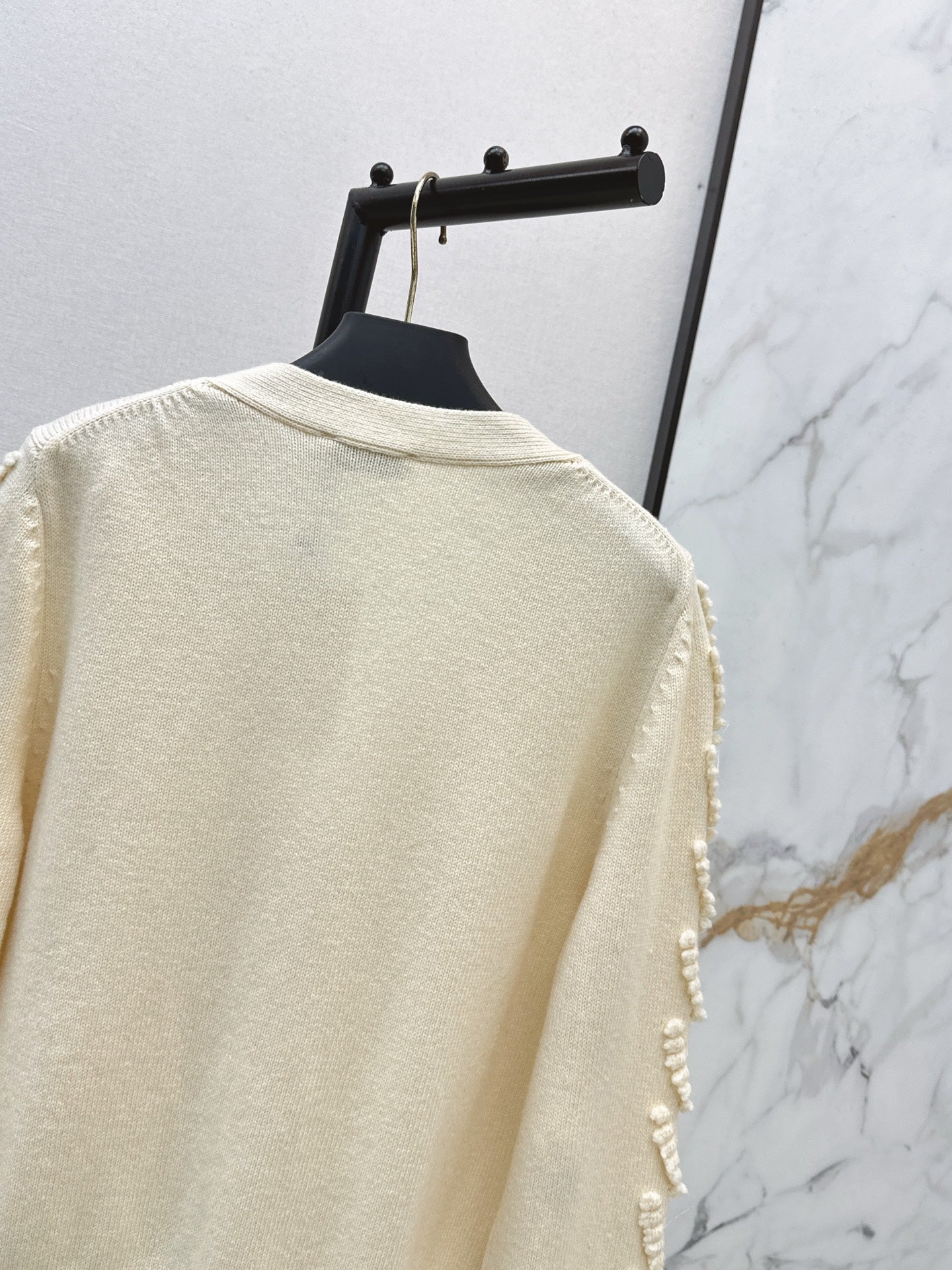 Valen 25fw knitted cardigan