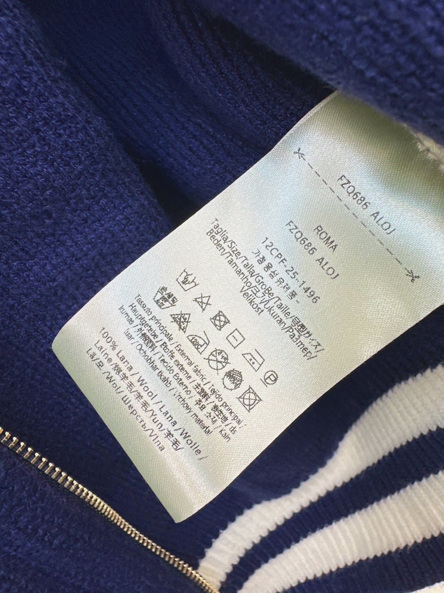 Fend 25fw hooded cardigan