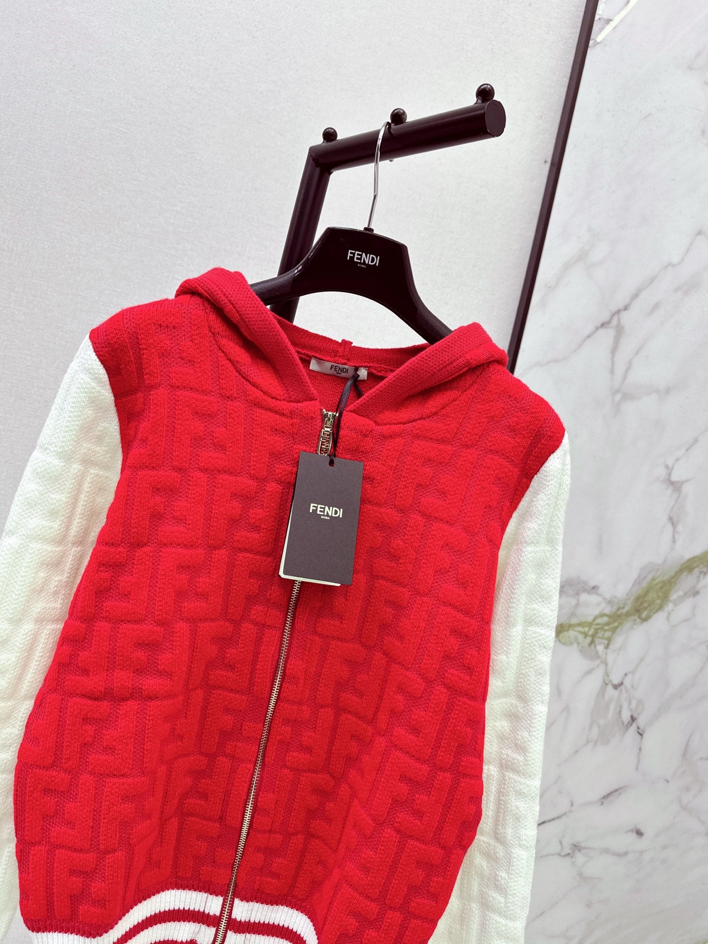 Fend 25fw hooded cardigan