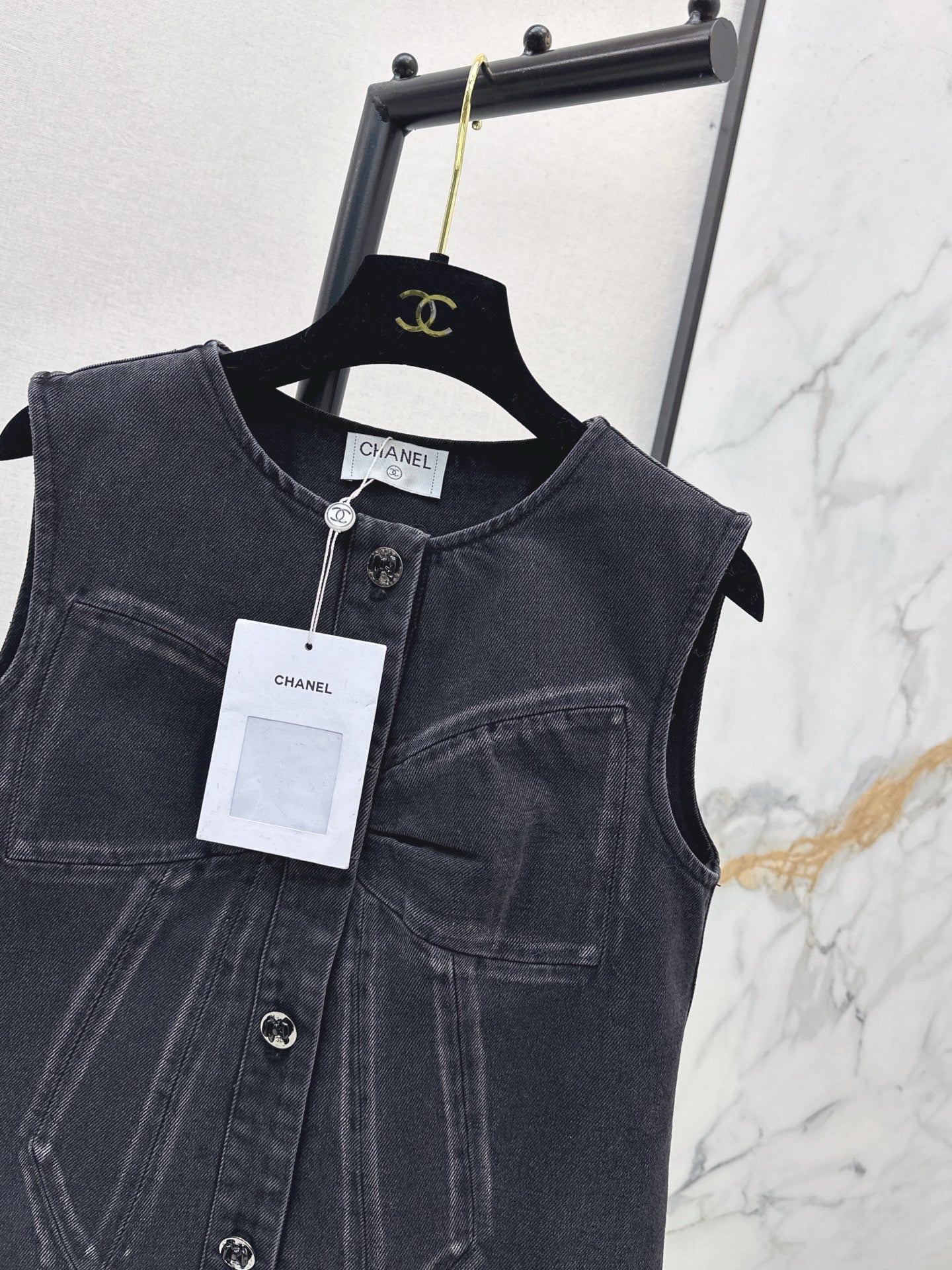 Chan 25fw sleeveless bow denim dress