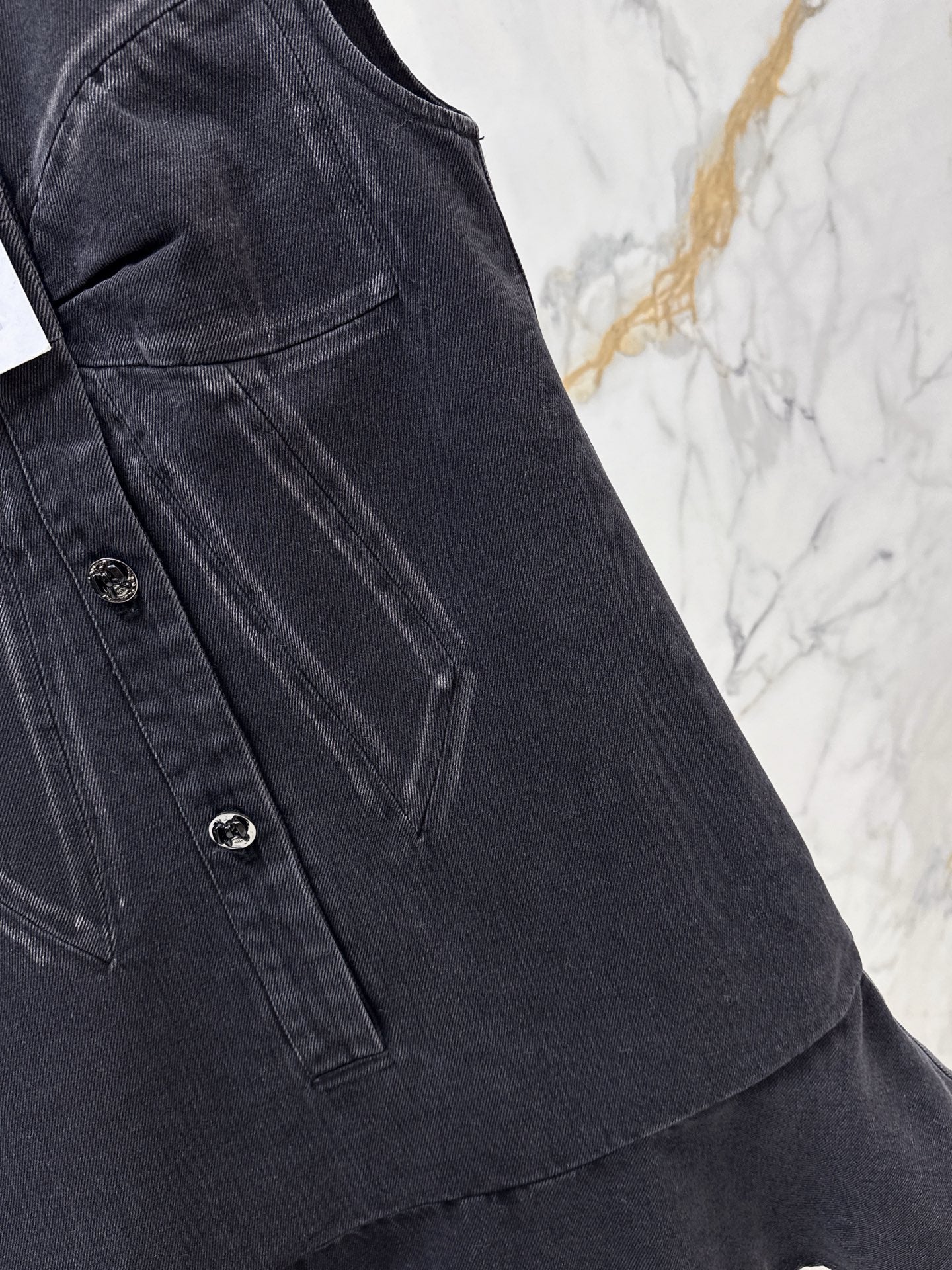 Chan 25fw sleeveless bow denim dress