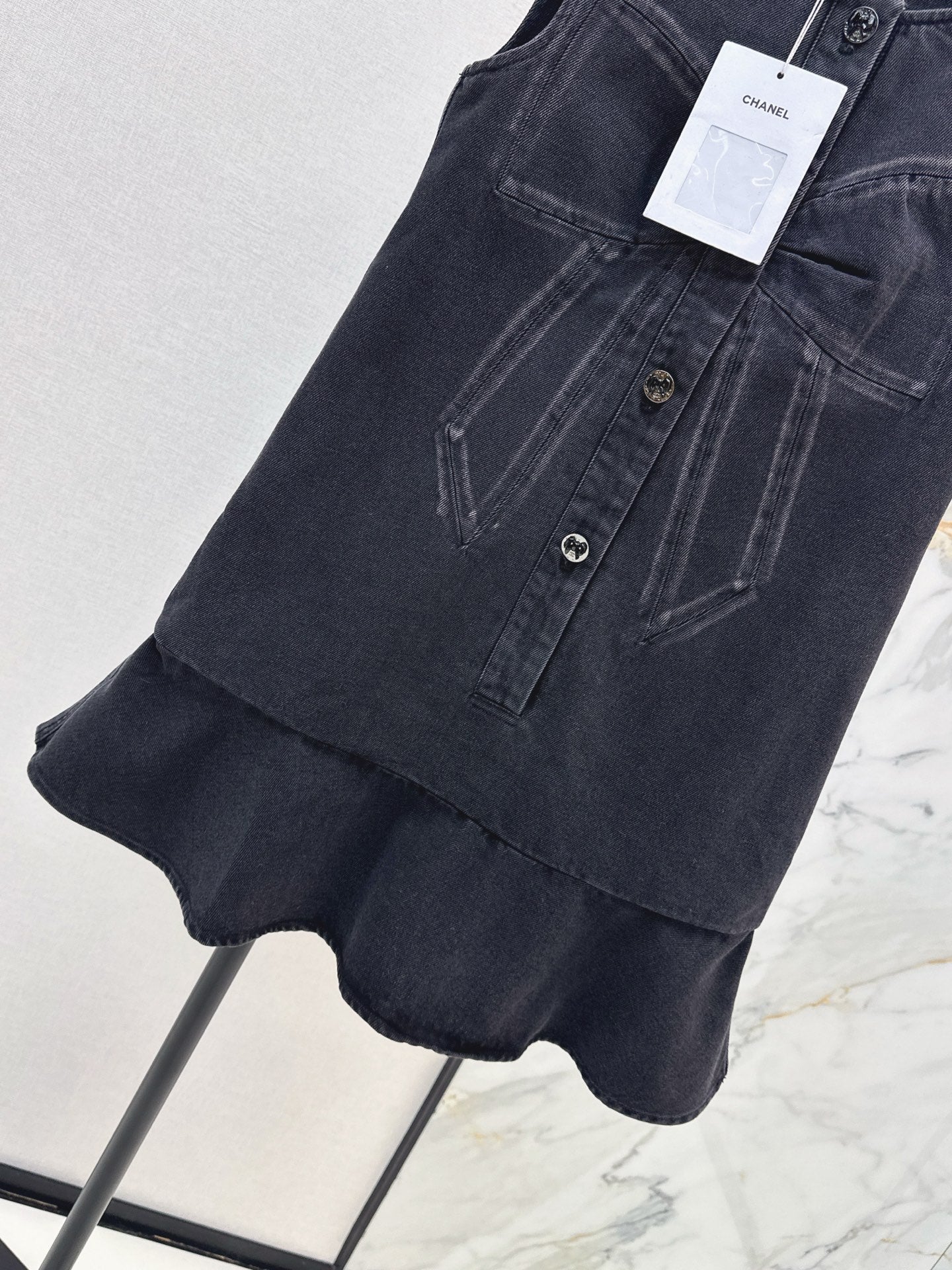 Chan 25fw sleeveless bow denim dress