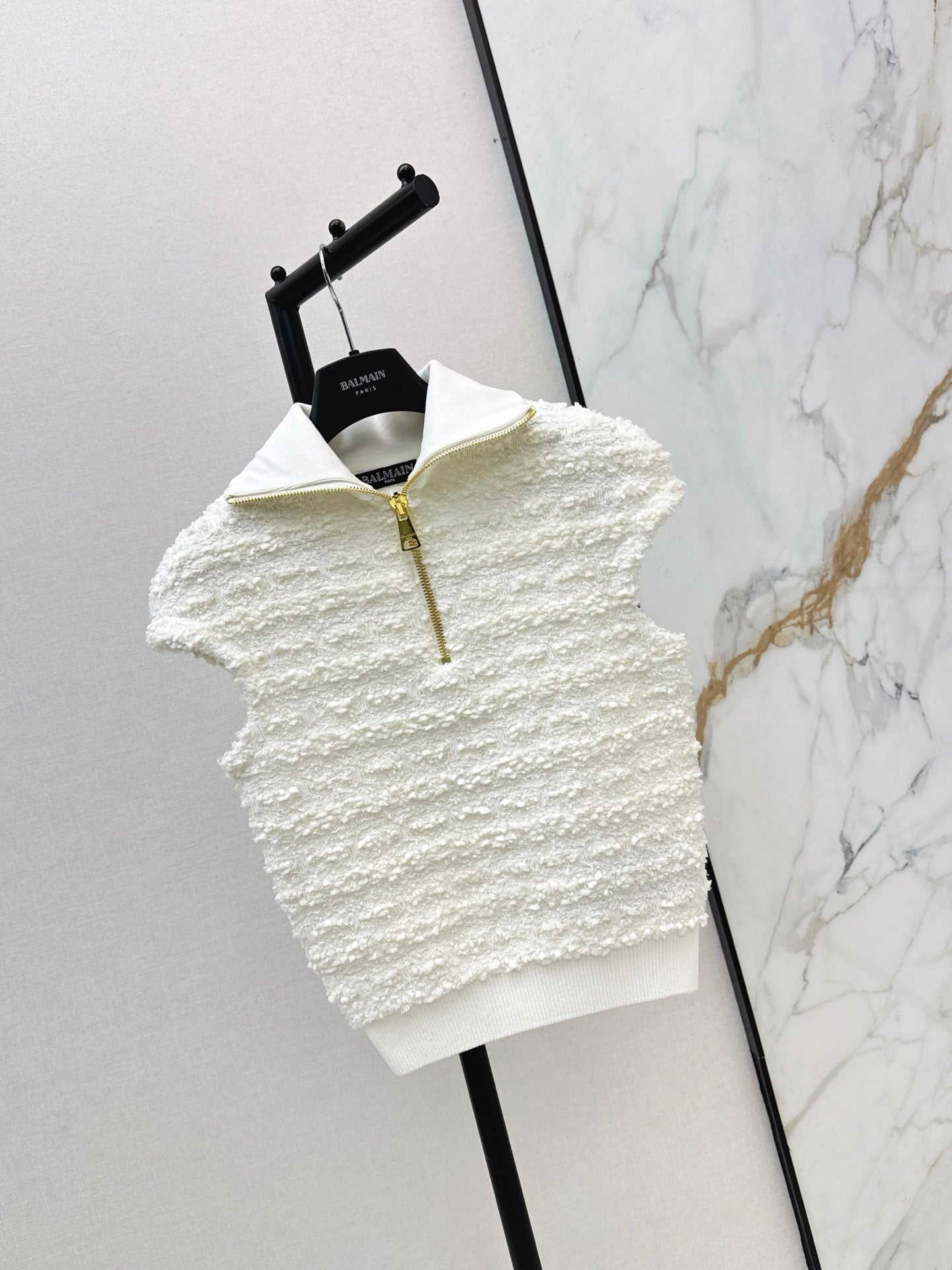 Balm 25fw sleeveless knitwear