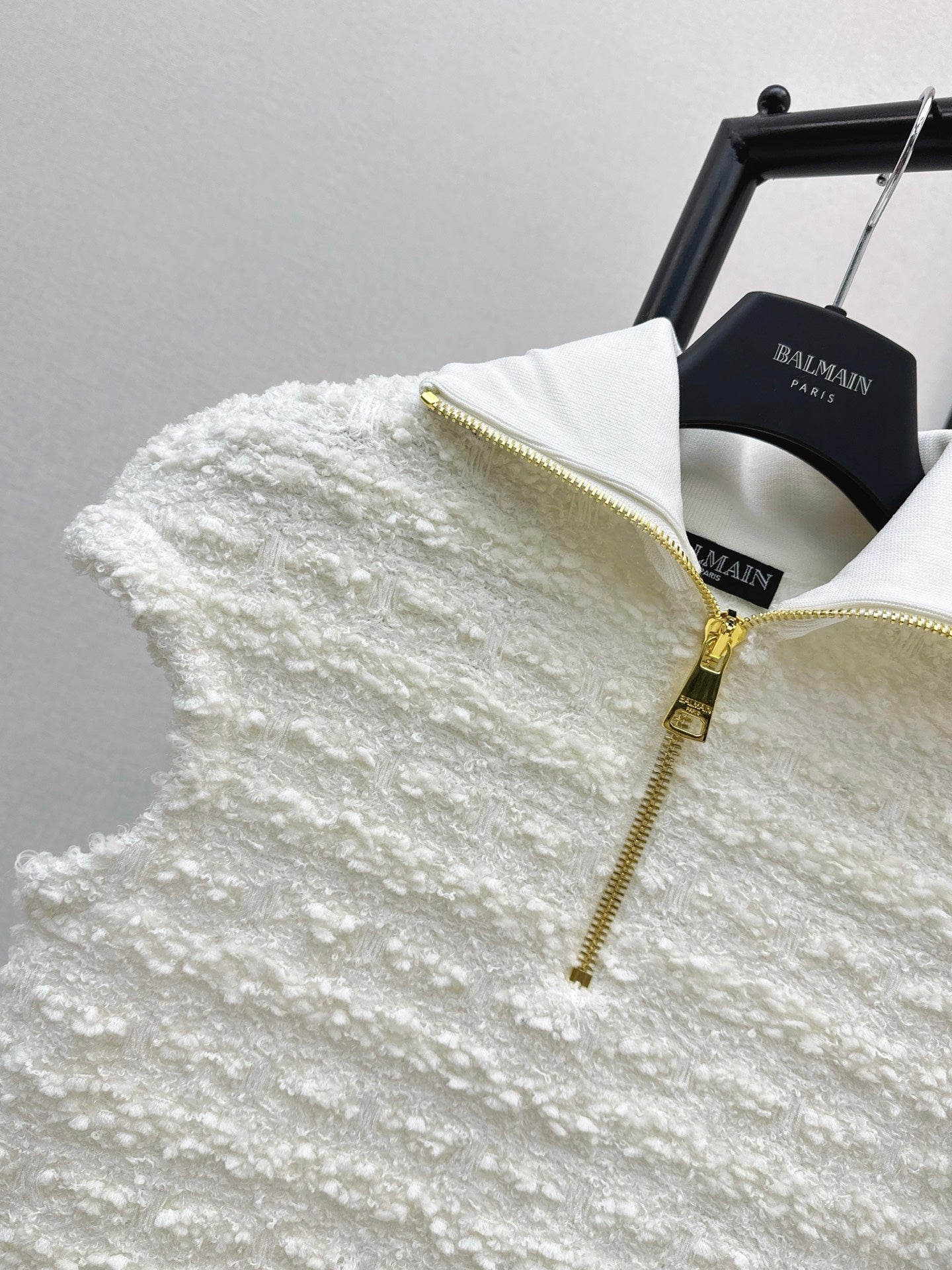 Balm 25fw sleeveless knitwear