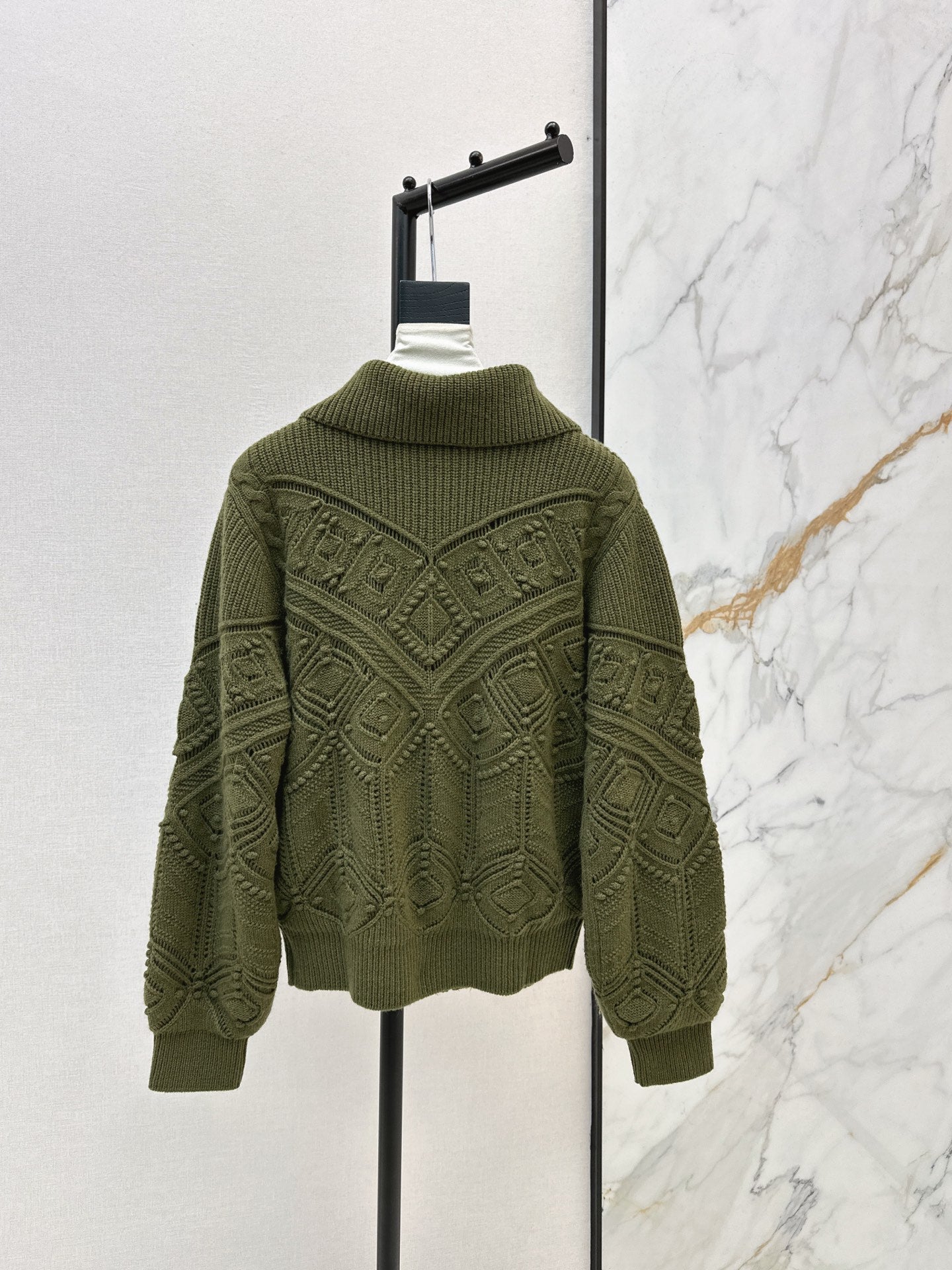 Loro 25fw reversible jacquard knit cardigan