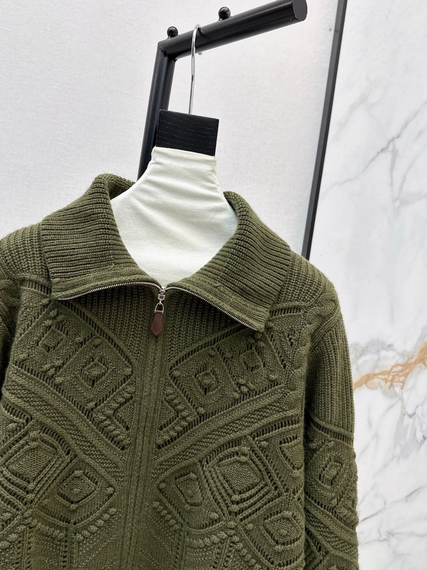 Loro 25fw reversible jacquard knit cardigan