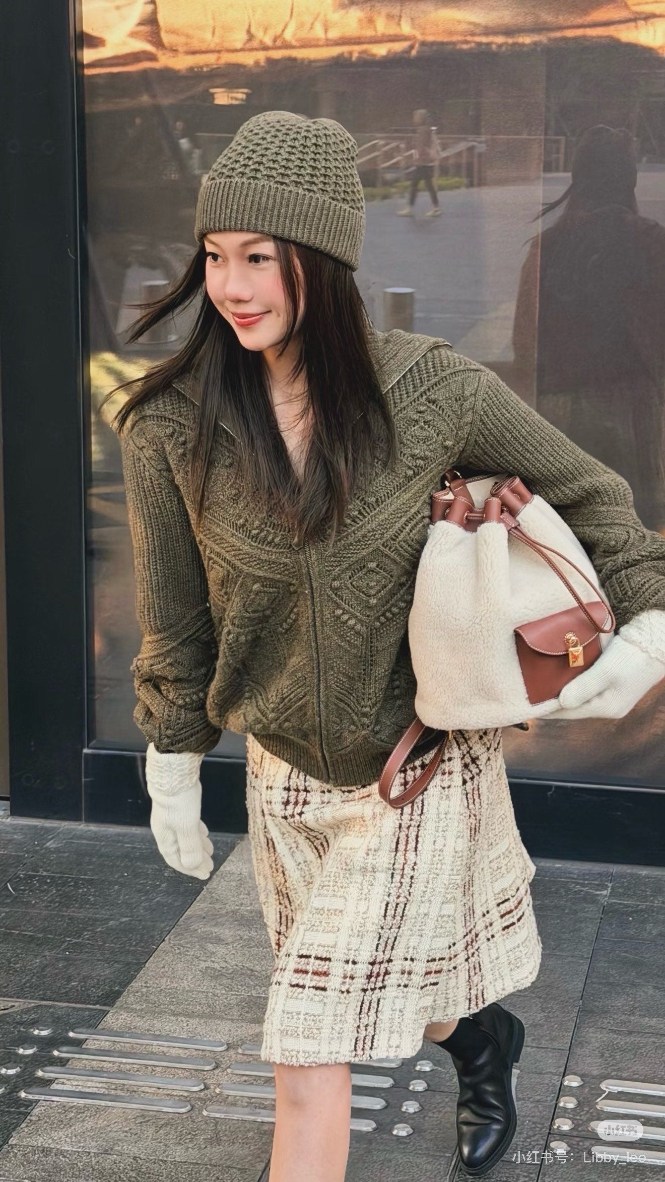 Loro 25fw reversible jacquard knit cardigan