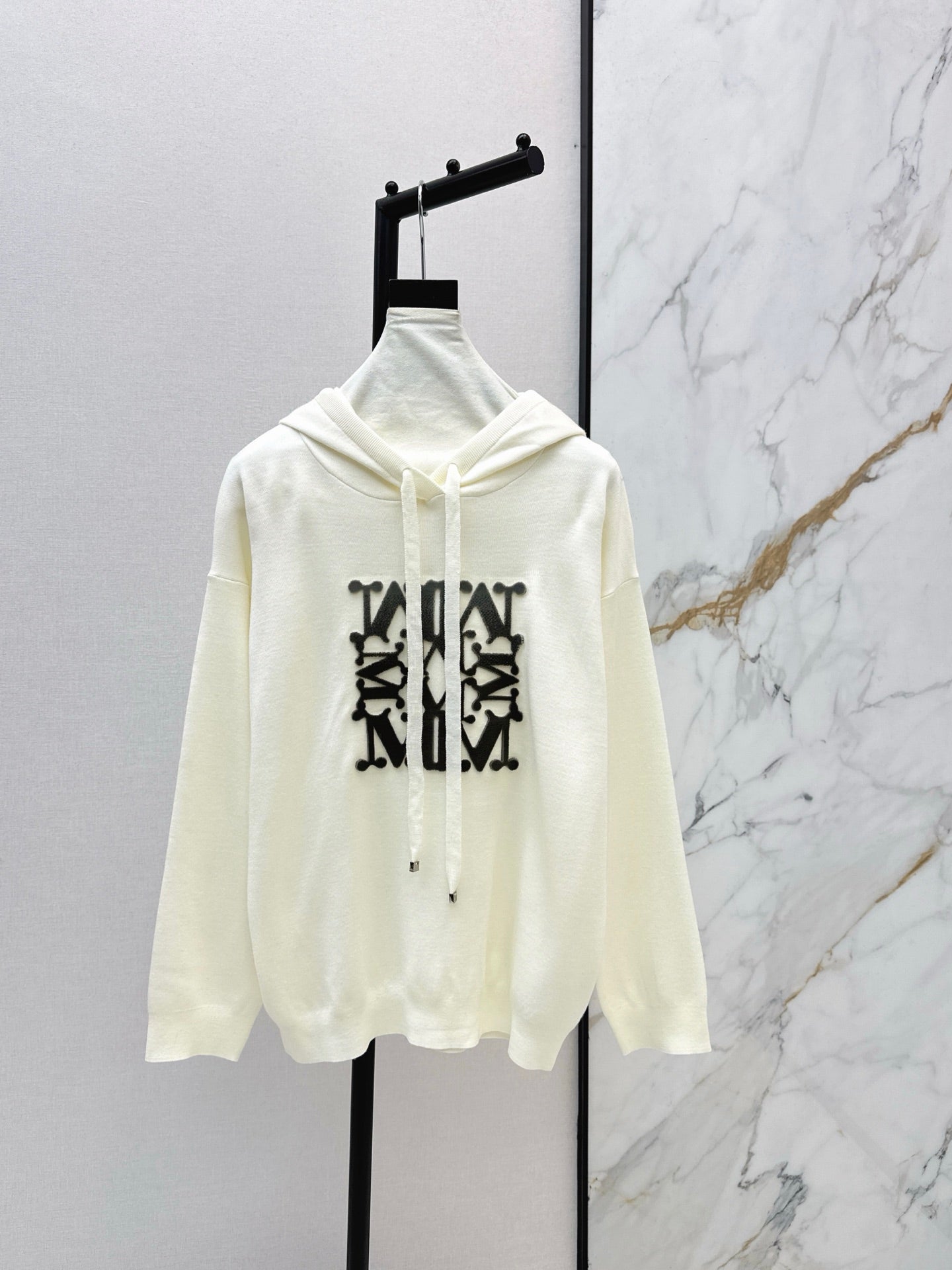 Max 25fw hooded sweater