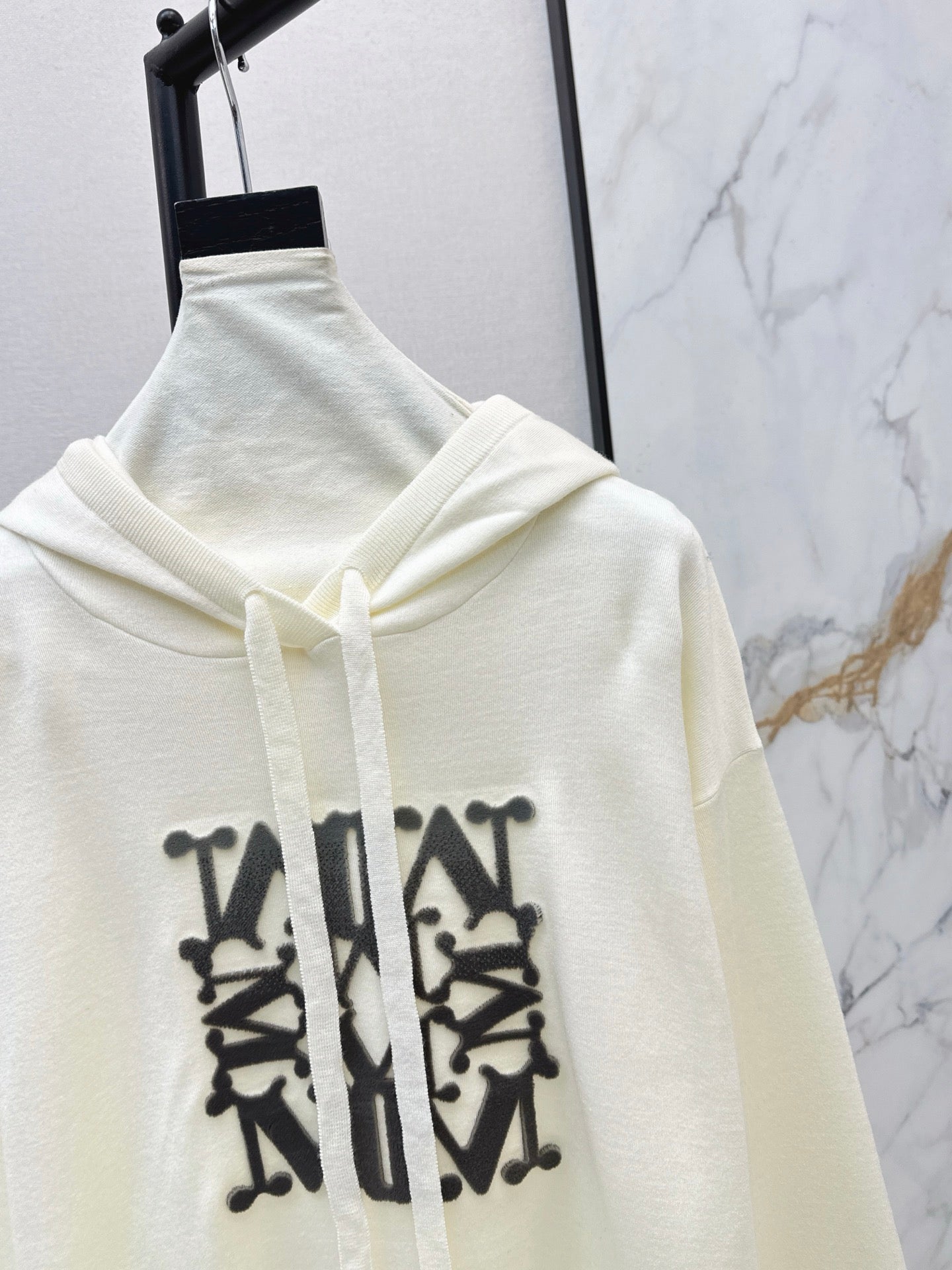 Max 25fw hooded sweater