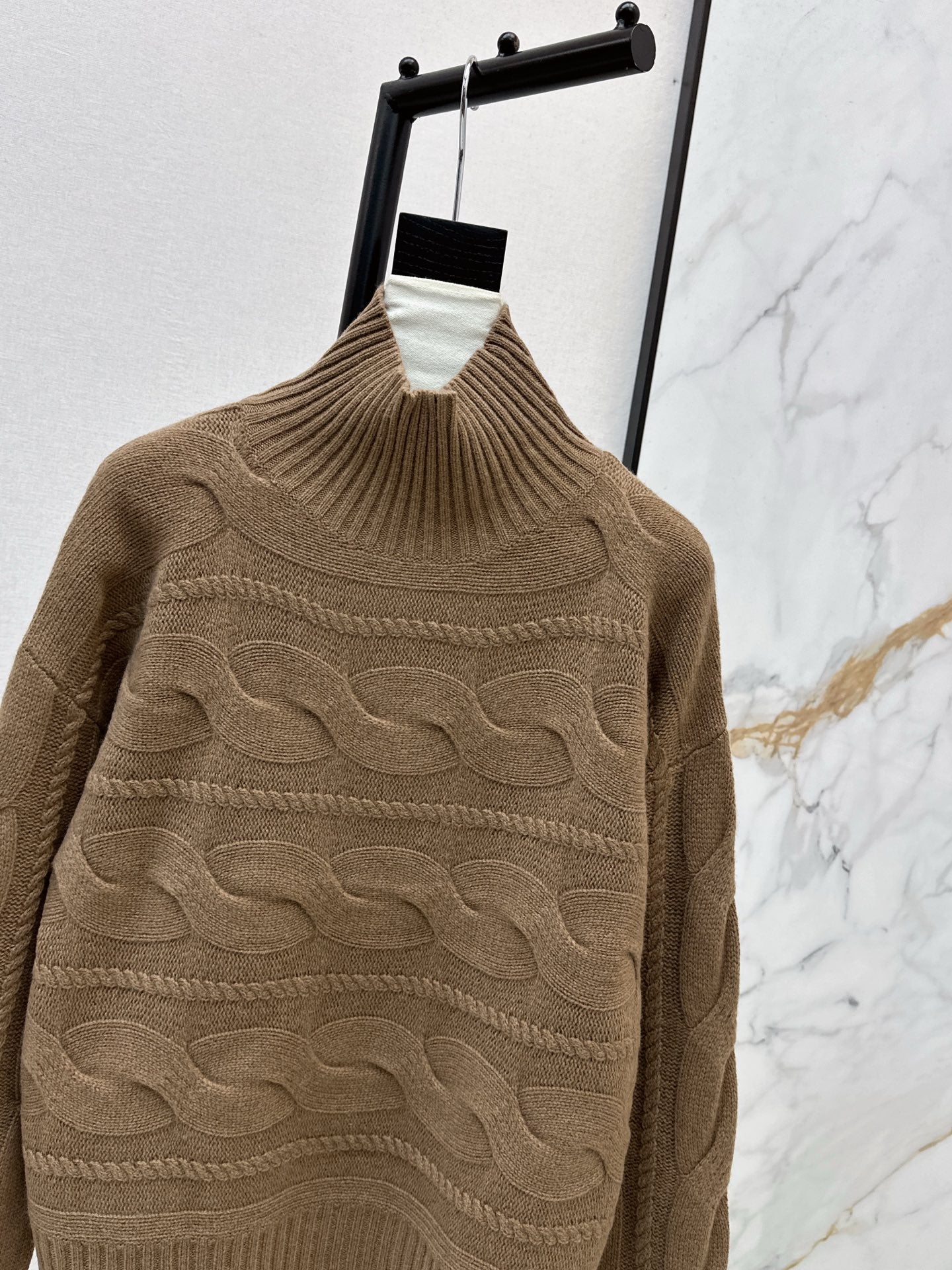 Max 25fw cable knit sweater