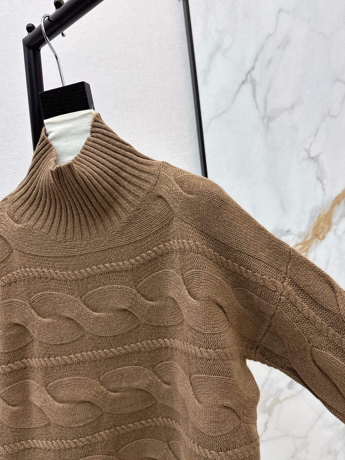 Max 25fw cable knit sweater