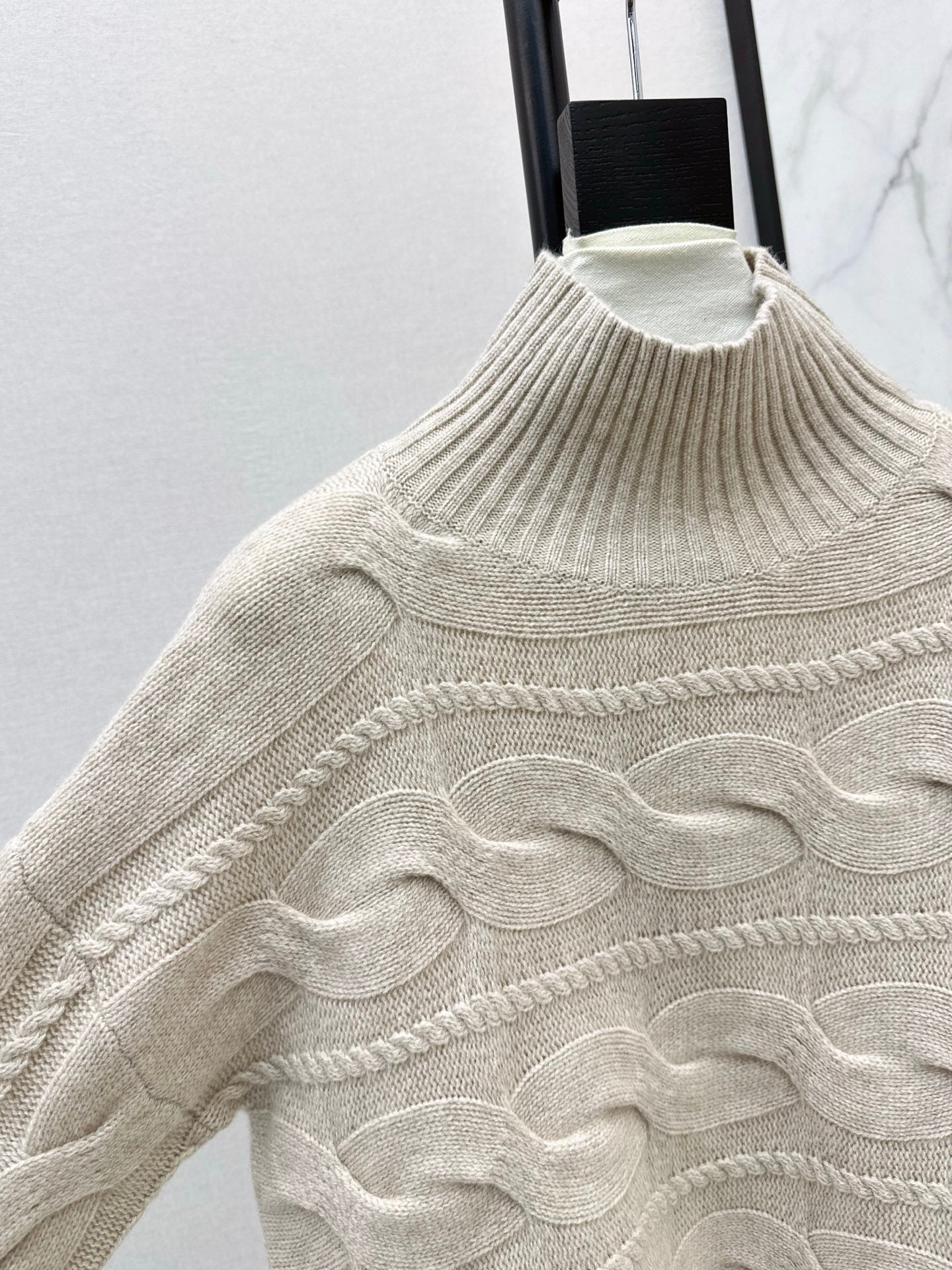 Max 25fw cable knit sweater