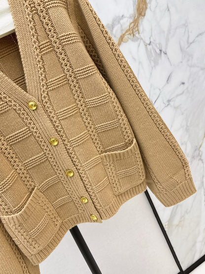 Valen 25fw v-neck cardigan