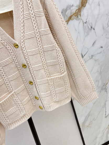 Valen 25fw v-neck cardigan