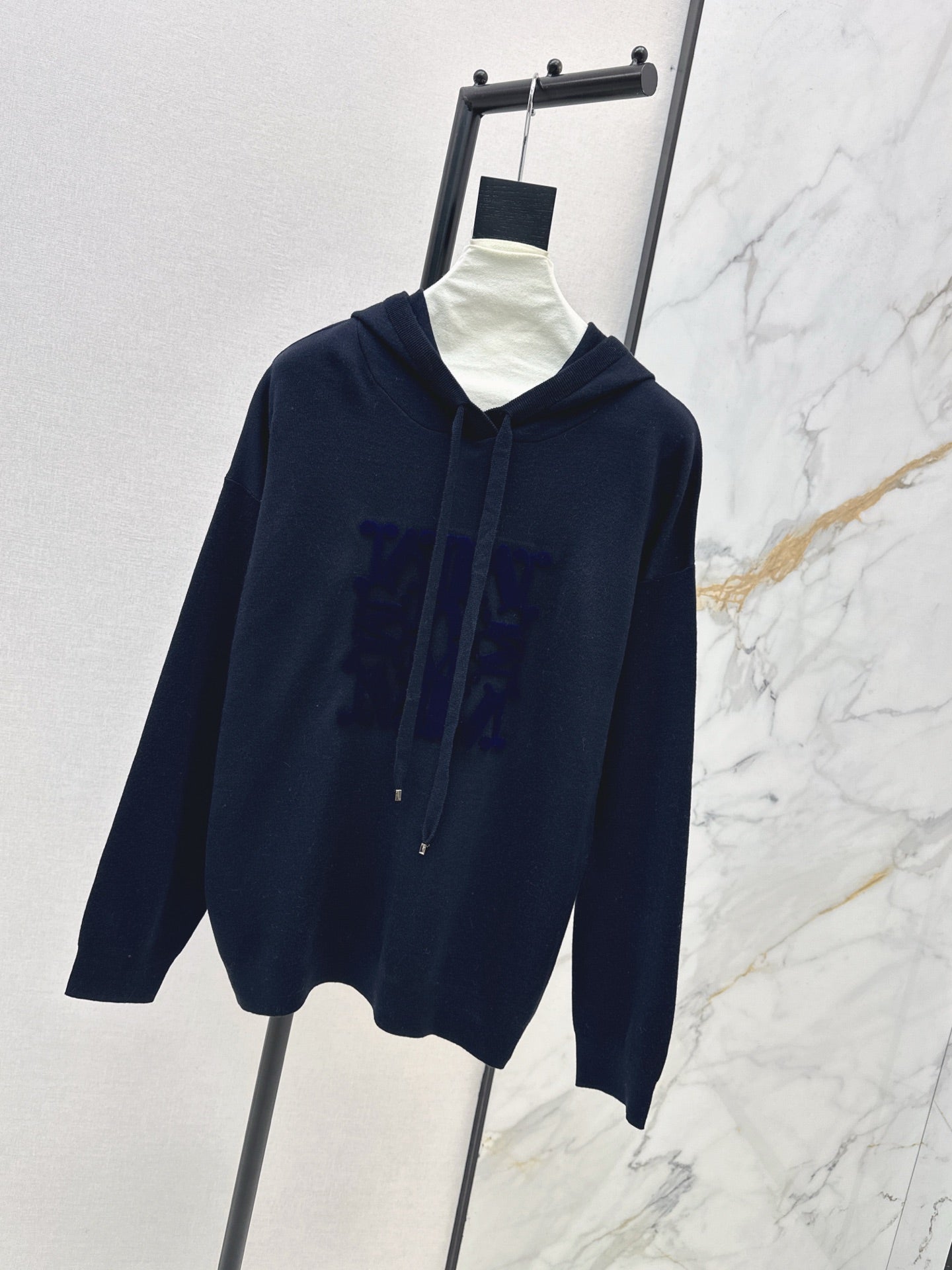 Max 25fw hooded sweater