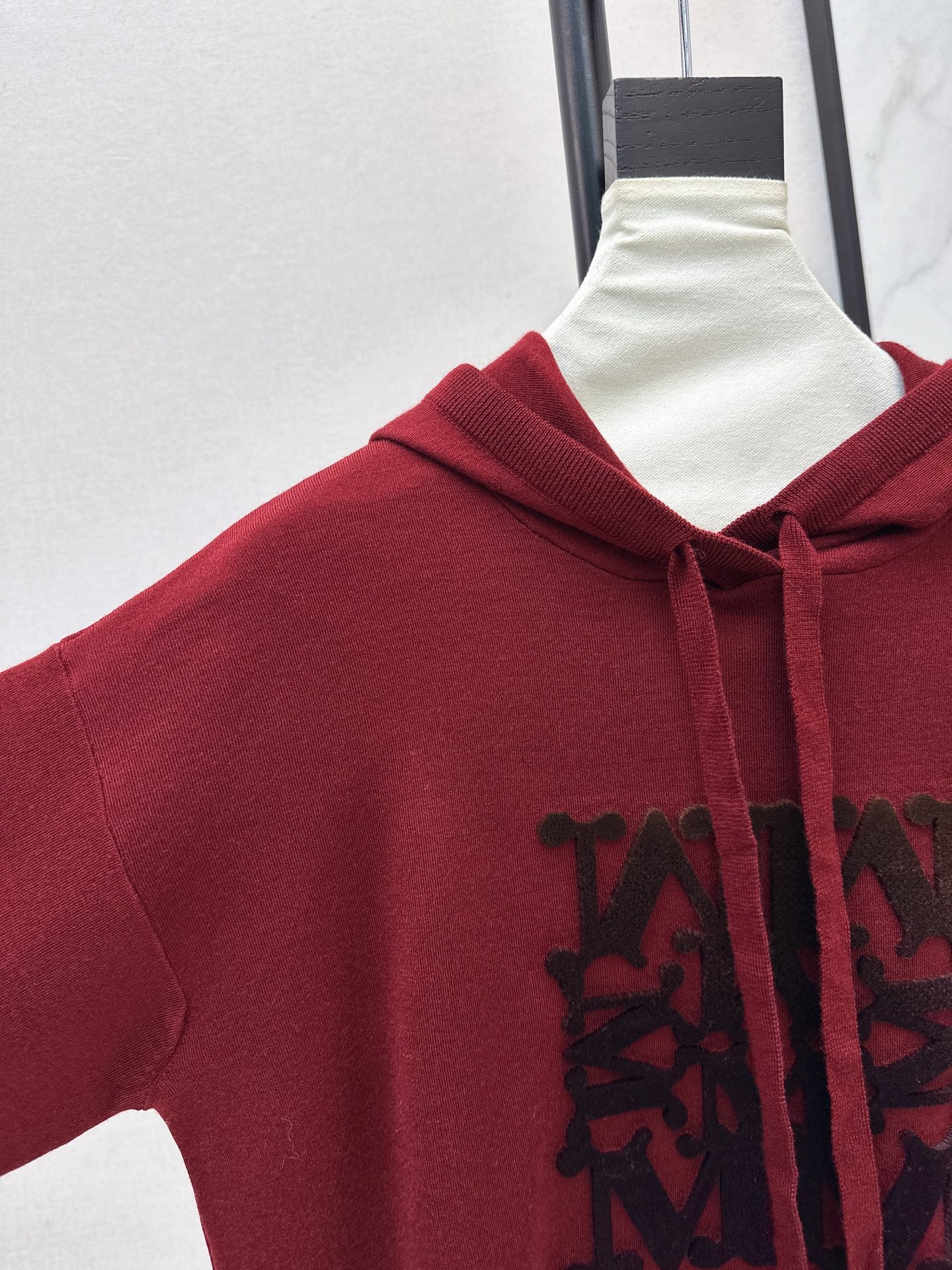 Max 25fw hooded sweater