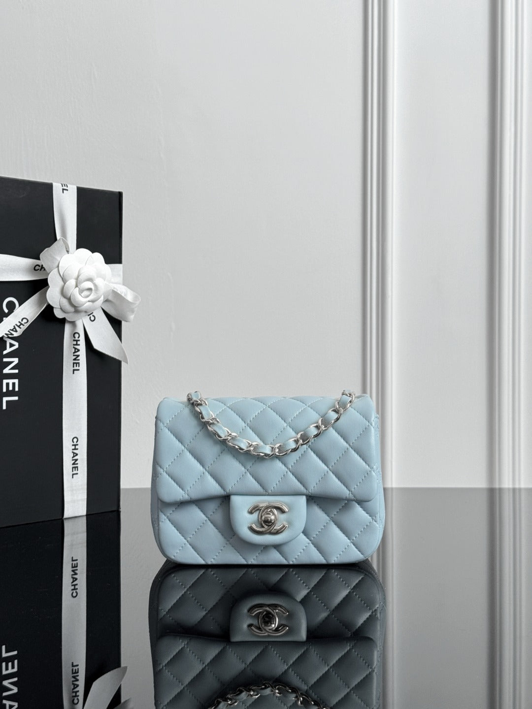 Chan cf17 chain shoulder bag