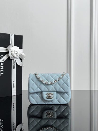 Chan cf17 chain shoulder bag