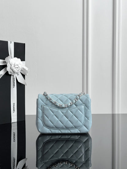 Chan cf17 chain shoulder bag