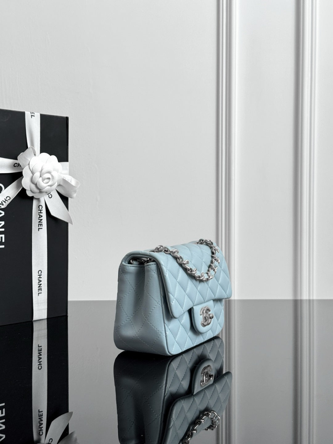 Chan cf17 chain shoulder bag