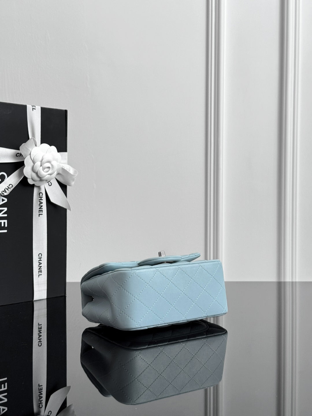 Chan cf17 chain shoulder bag