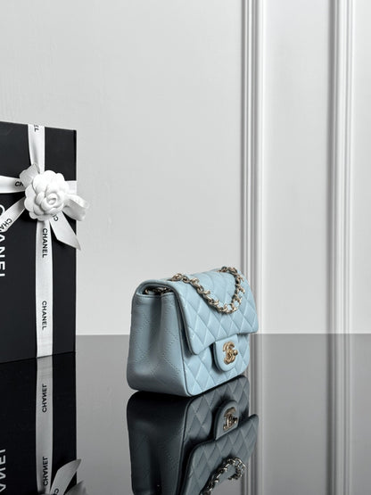 Chan cf17 chain shoulder bag