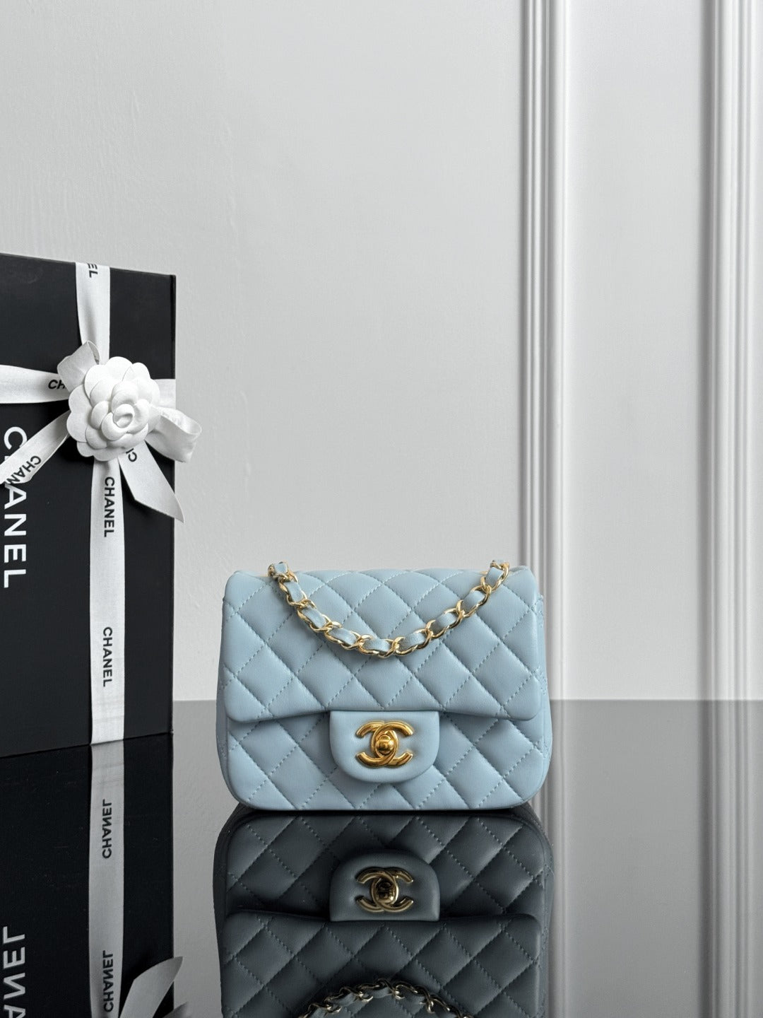 Chan cf17 chain shoulder bag