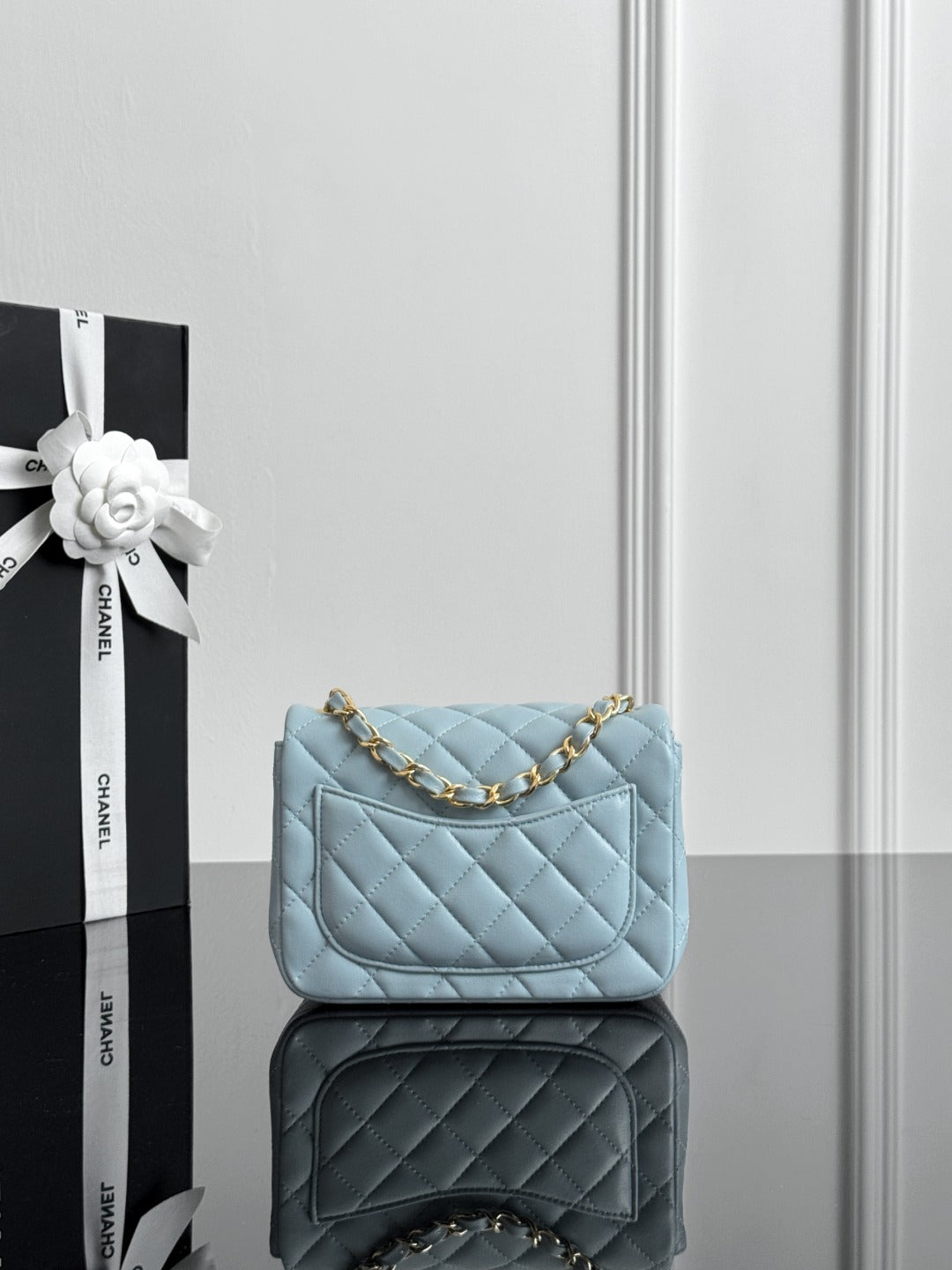 Chan cf17 chain shoulder bag