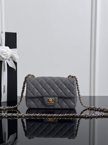 Chan cf20 chain shoulder bag