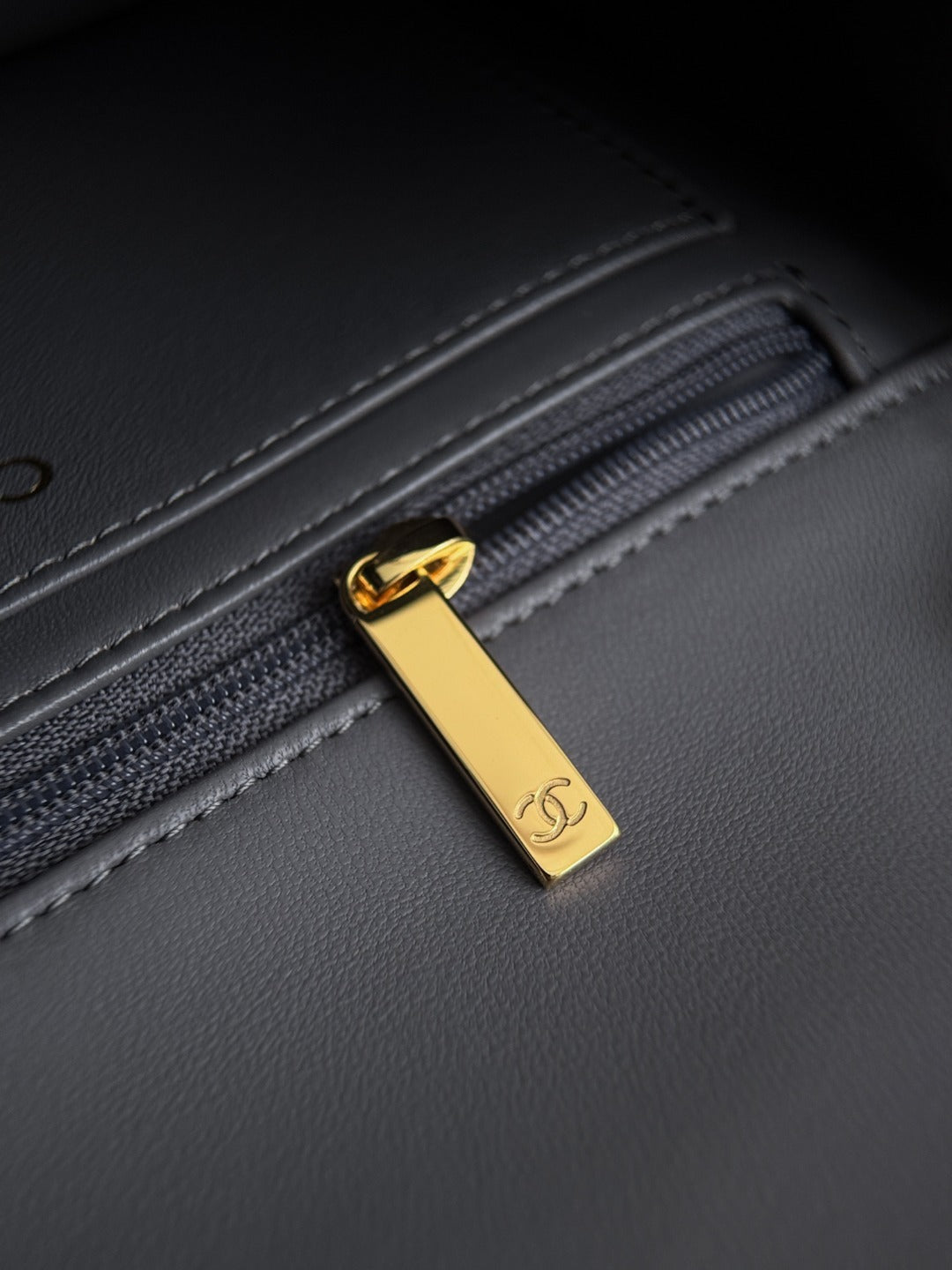 Chan cf20 chain shoulder bag