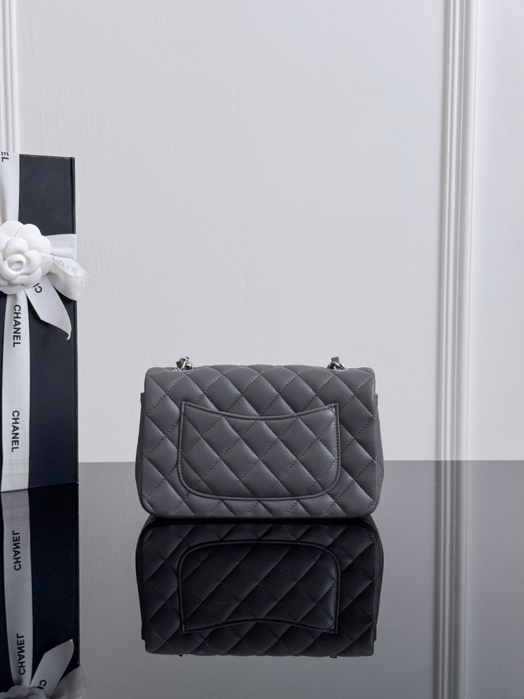 Chan cf20 chain shoulder bag