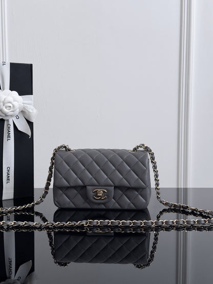 Chan cf20 chain shoulder bag