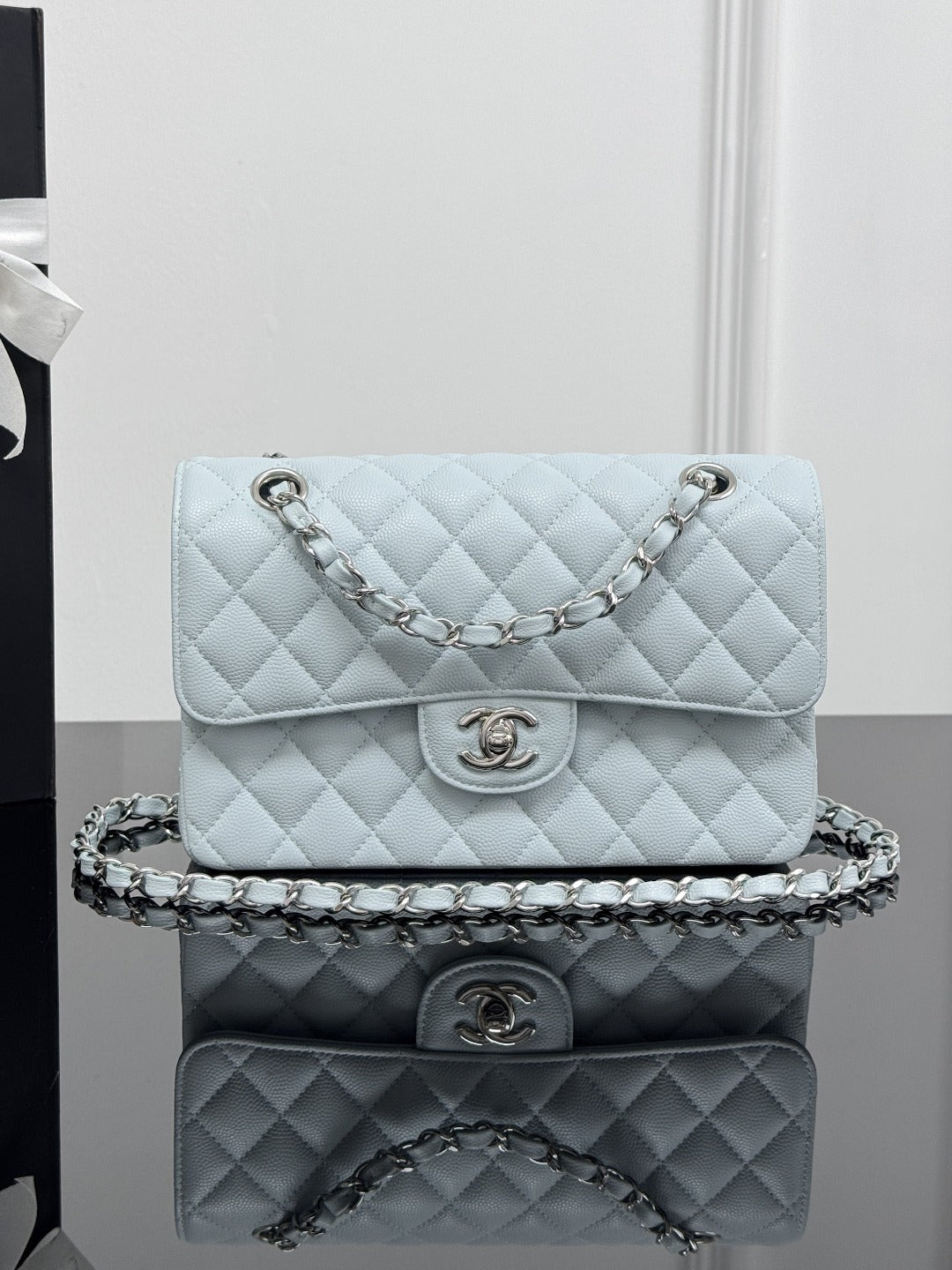 Chan cf23 chain shoulder bag