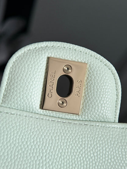 Chan cf23 chain shoulder bag