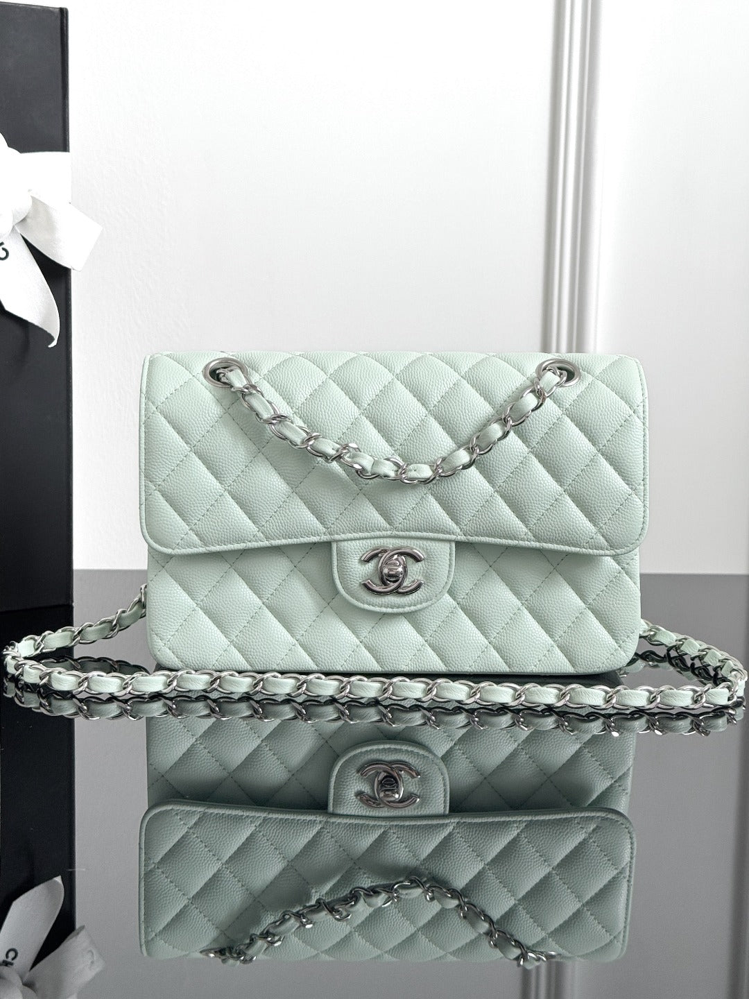 Chan cf23 chain shoulder bag