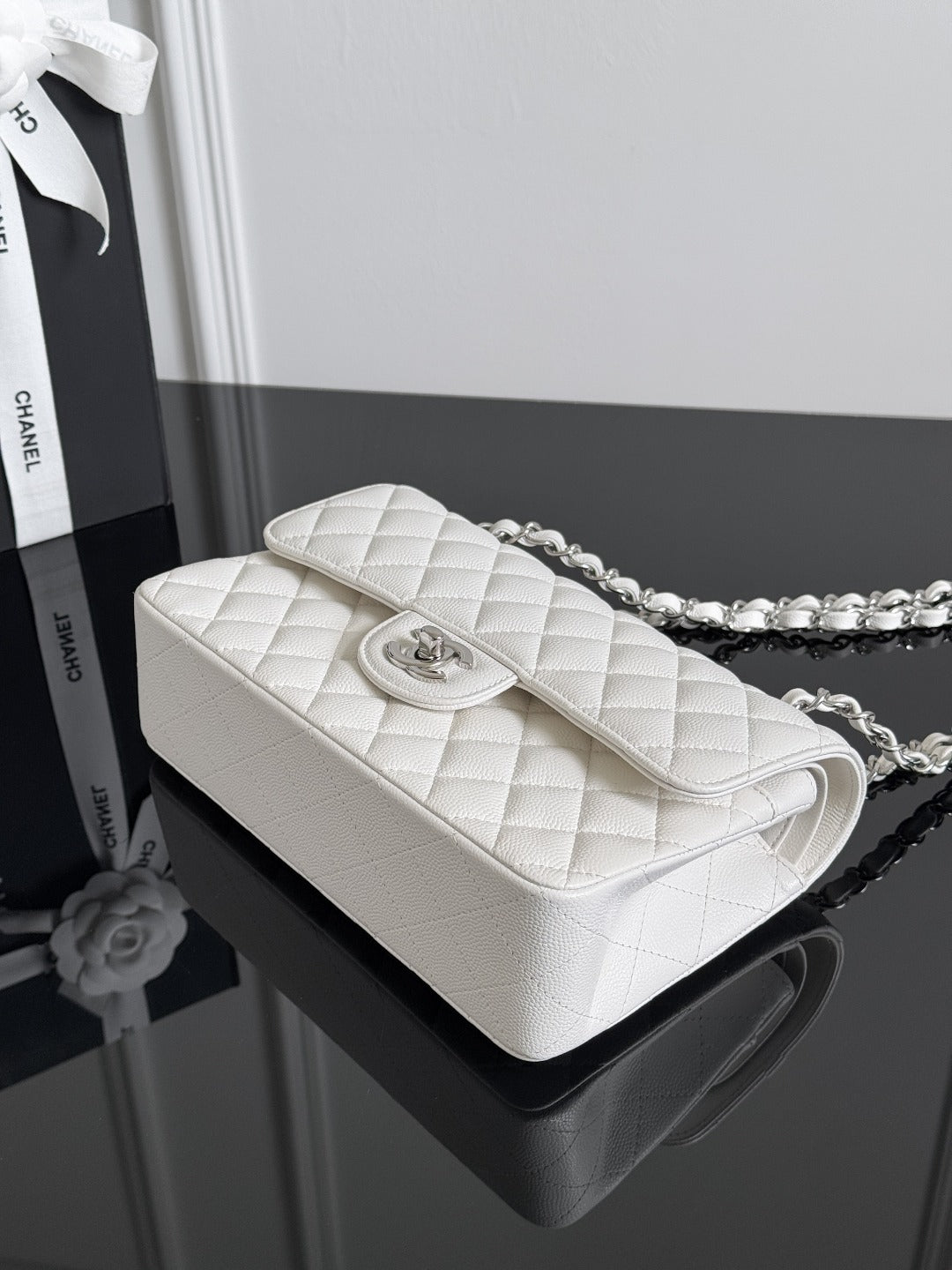 Chan cf23 chain shoulder bag