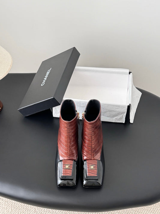 Chan 26ss ankle boots