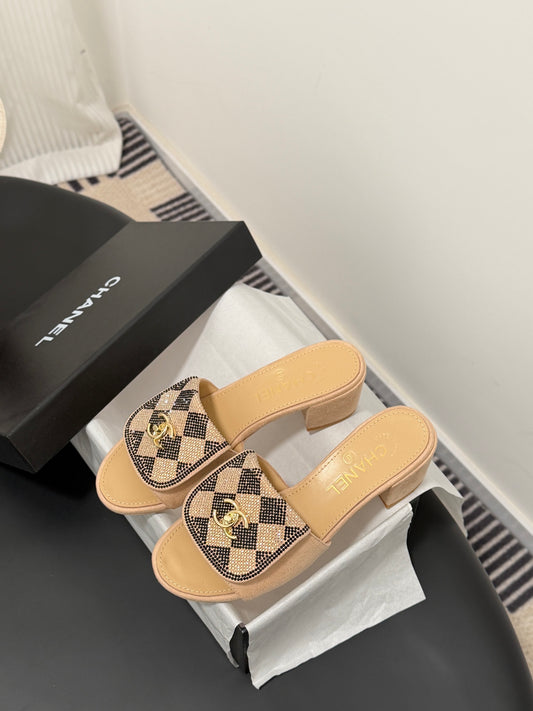 Chan 26ss rhinestone-embellished chunky sandals